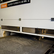 taglio-laser1.jpg